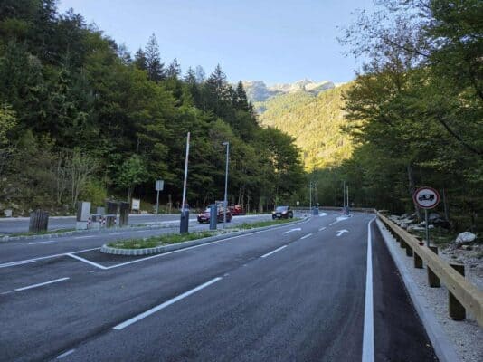 Систем баријера биће тестиран две недеље на превоју Вршич почев од 13. октобра